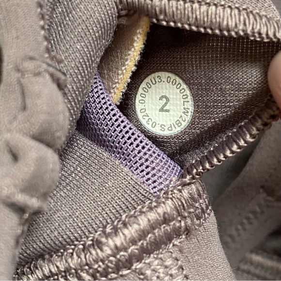 Lululemon taupe brown lunar rock Flow Y sport Bra Long Line Nulu racerback - Picture 4 of 7